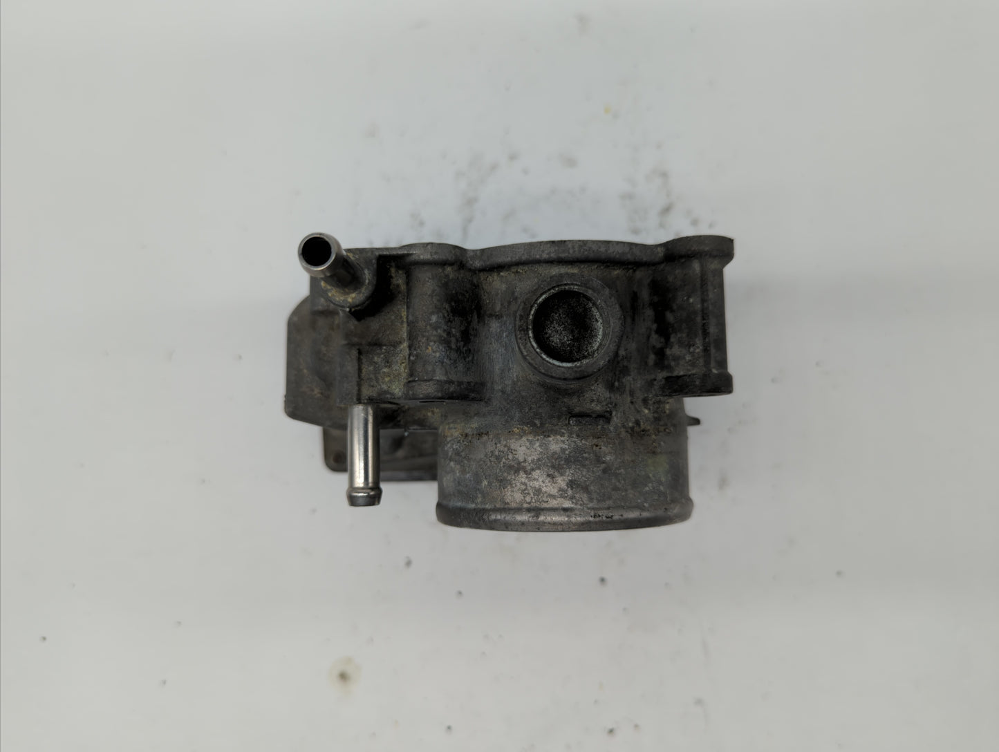 2007-2012 Nissan Versa Throttle Body P/N:ET-A60-02 E ET-A60-02 J Fits OEM Used Auto Parts - Oemusedautoparts1.com