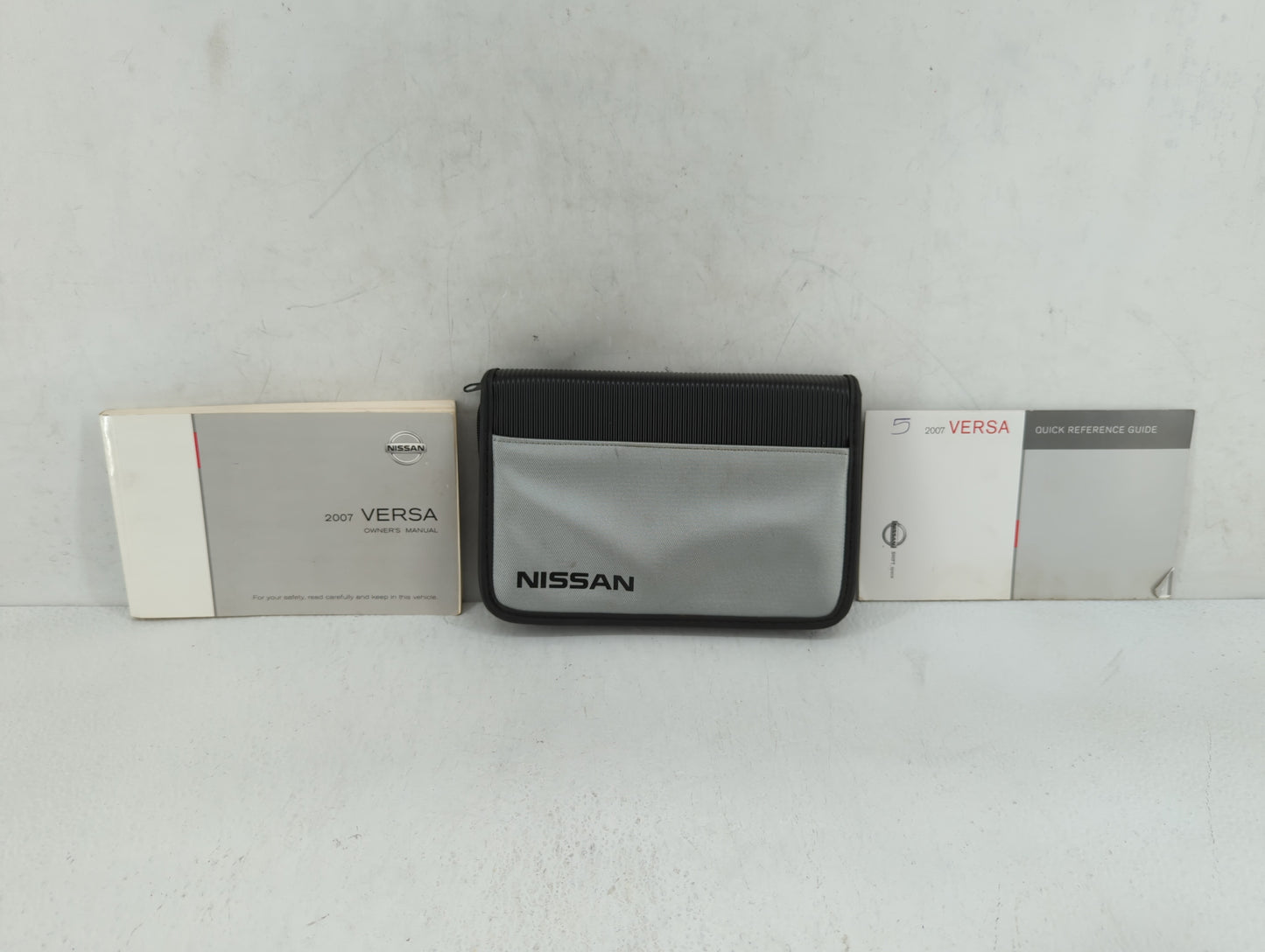 2007 Nissan Versa Owners Manual Book Guide P/N:OM7E-0C11U0 OEM Used Auto Parts - Oemusedautoparts1.com