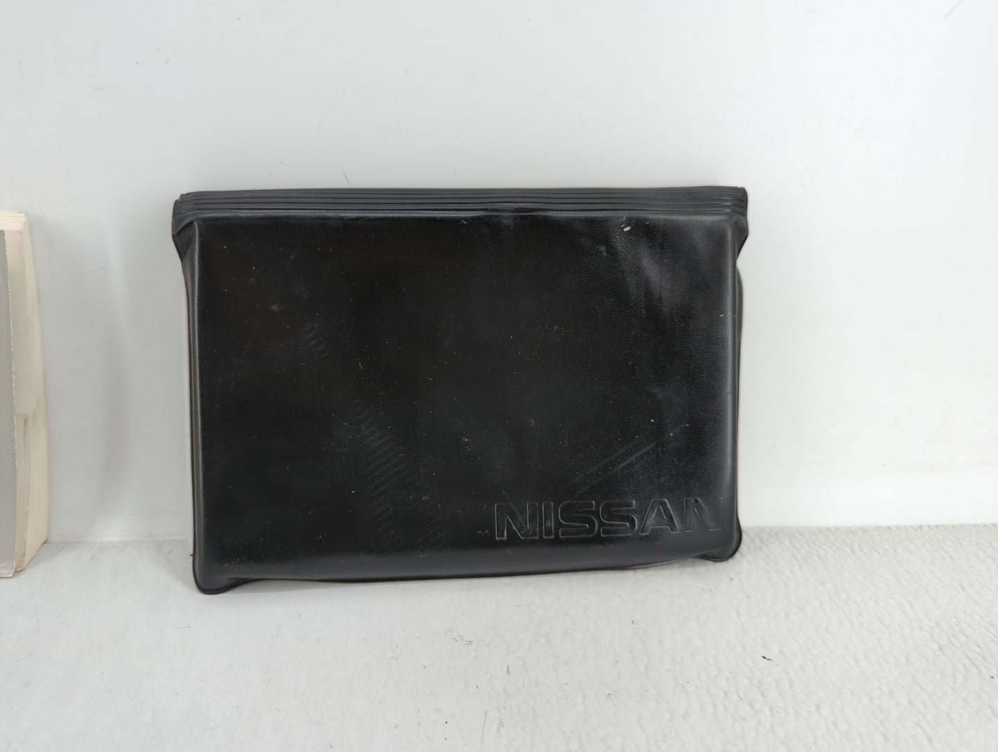 2007 Nissan Versa Owners Manual Book Guide OEM Used Auto Parts - Oemusedautoparts1.com
