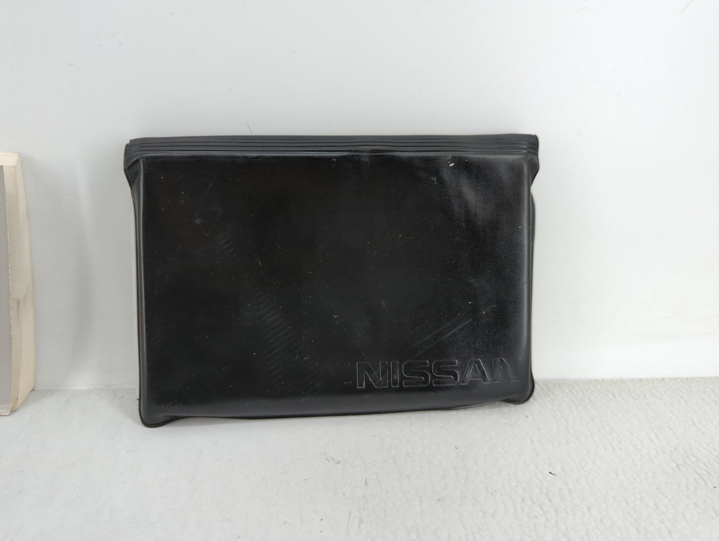 2007 Nissan Versa Owners Manual Book Guide OEM Used Auto Parts - Oemusedautoparts1.com