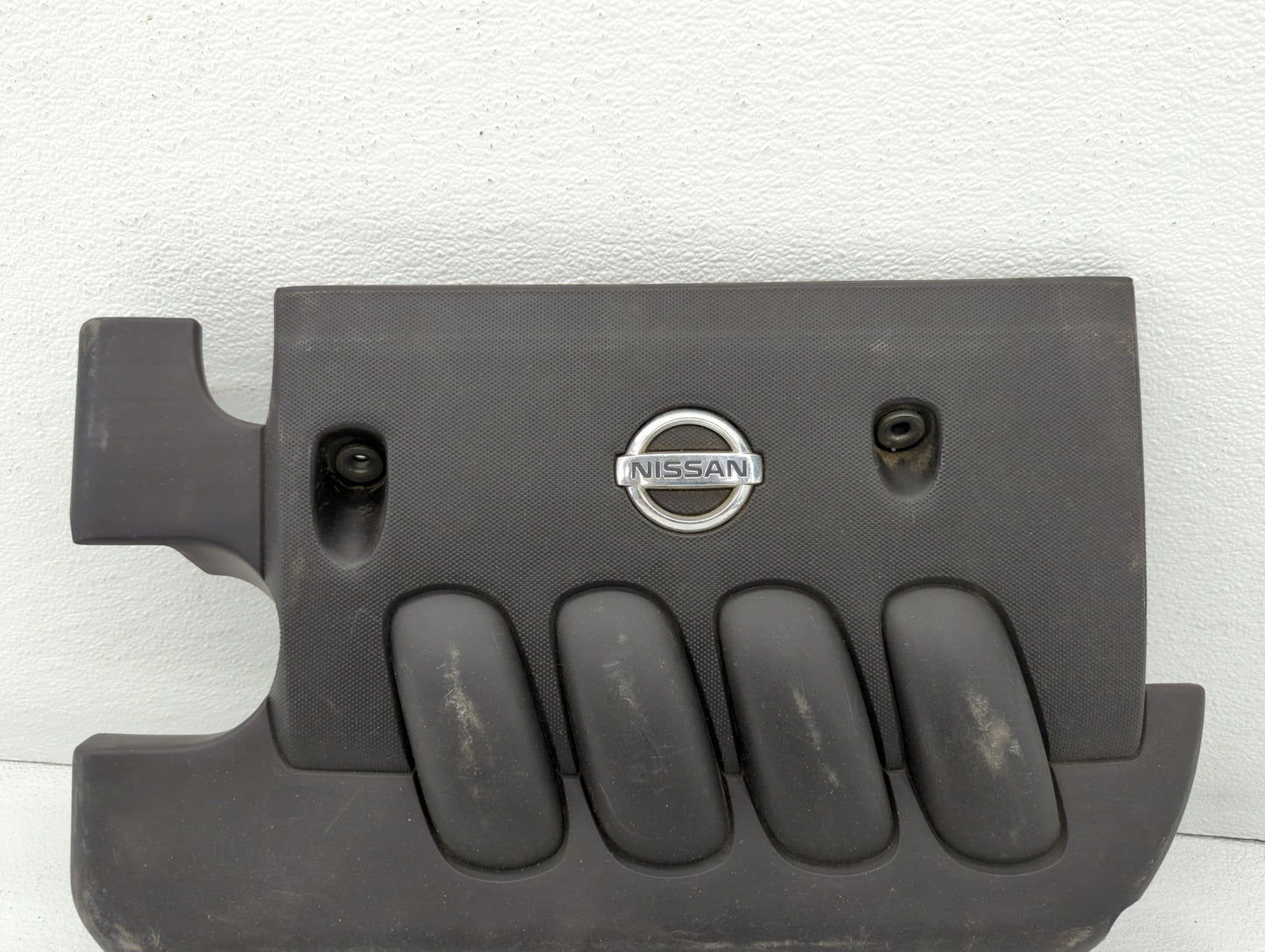 2007 Nissan Versa Engine Cover 437152 - Oemusedautoparts1.com