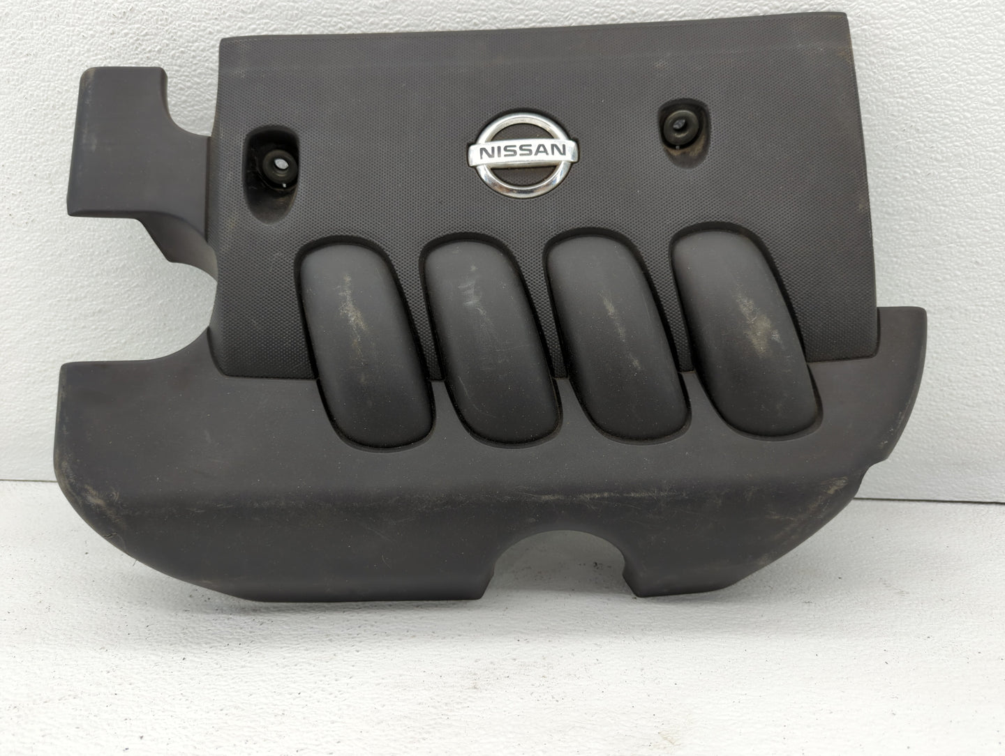 2007 Nissan Versa Engine Cover - Oemusedautoparts1.com