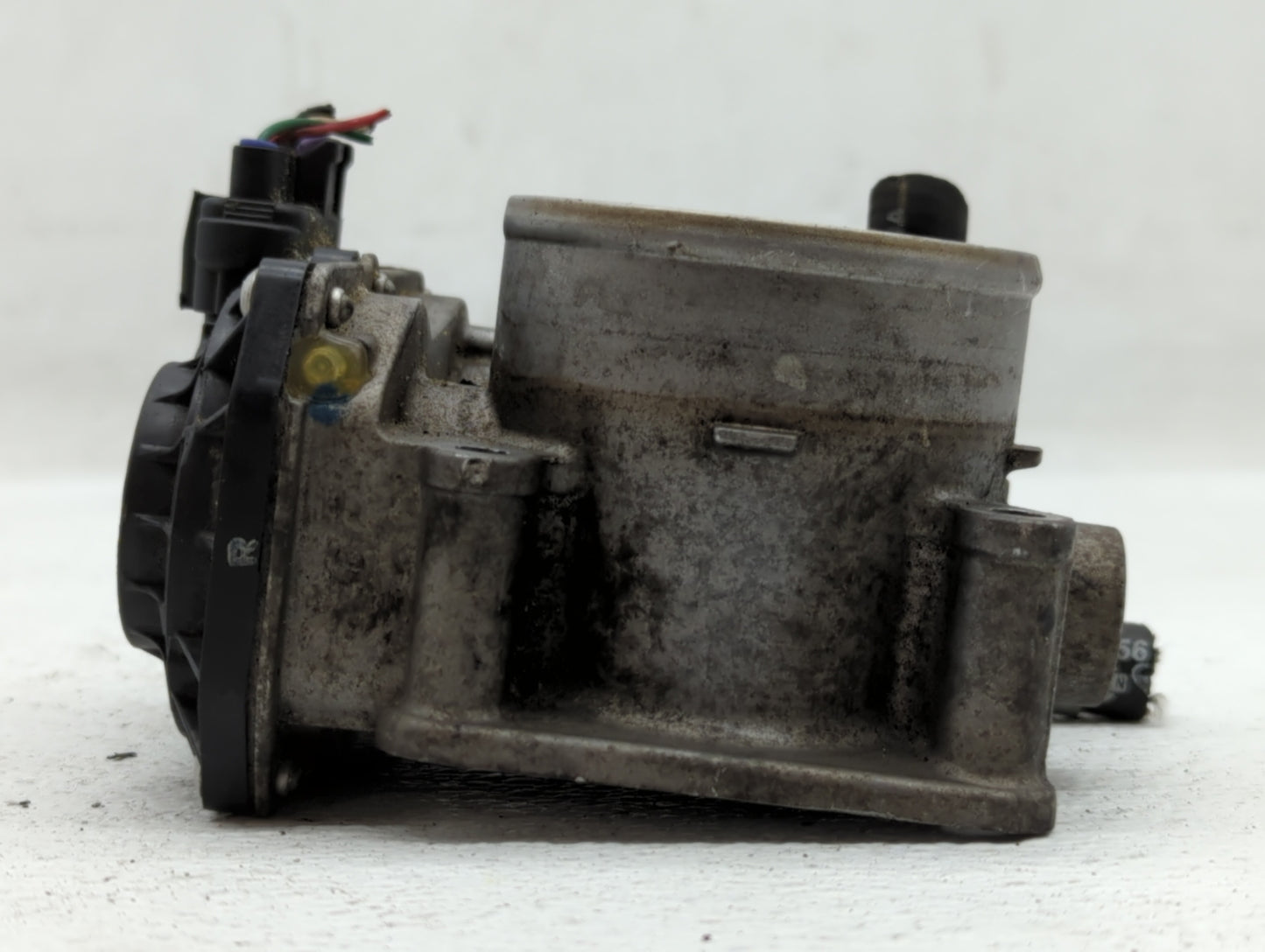 2007-2012 Nissan Versa Throttle Body P/N:ET-A60-02 E ET-A60-02 J Fits OEM Used Auto Parts - Oemusedautoparts1.com