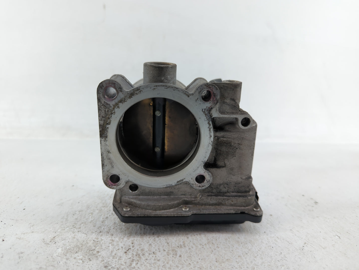 2007-2012 Nissan Versa Throttle Body P/N:ET-A60-02 E ET-A60-02 J Fits OEM Used Auto Parts - Oemusedautoparts1.com