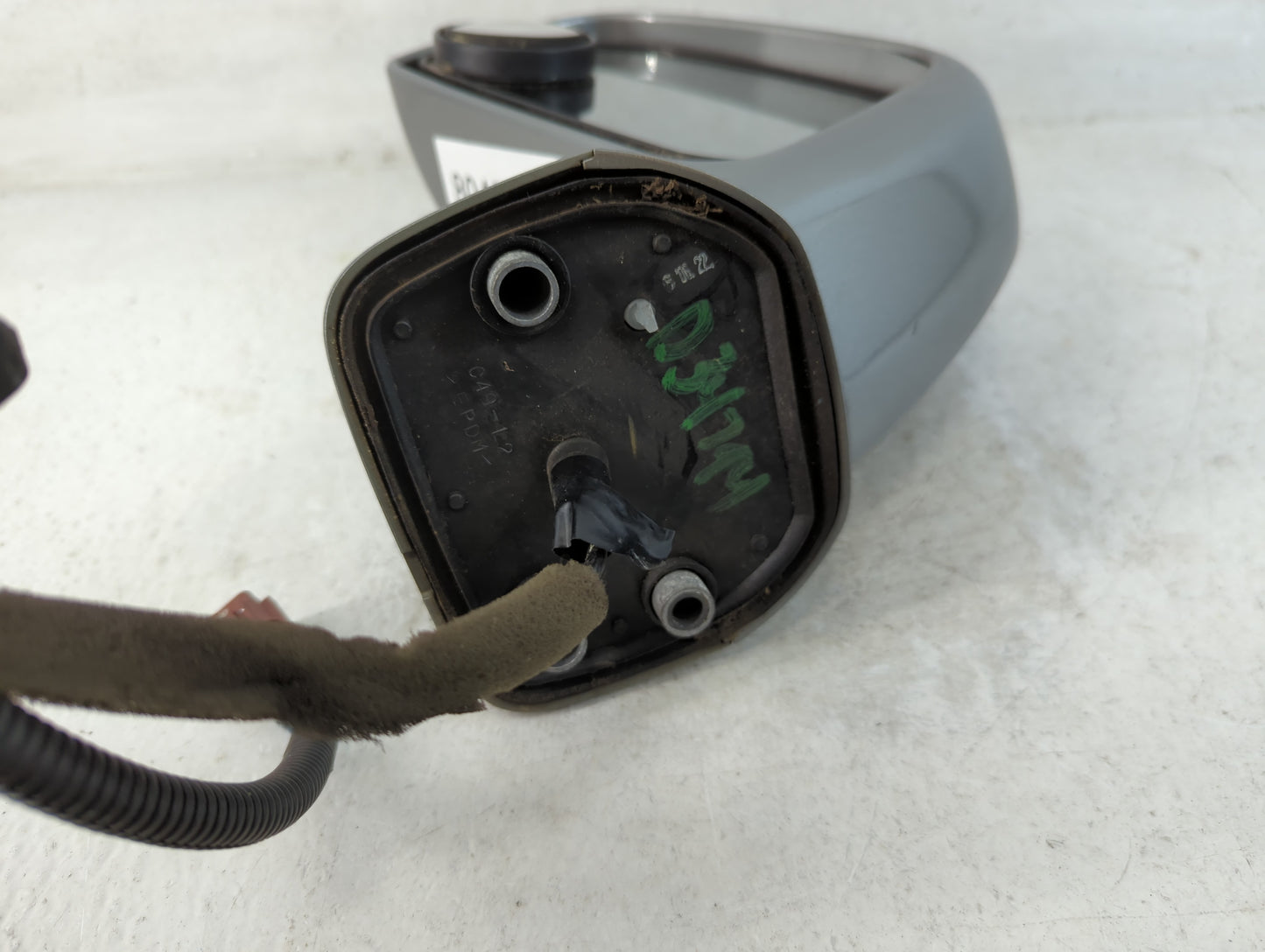 2007 Nissan Versa Driver Side View Mirror - Left Door Mirror OEM Used - Oemusedautoparts1.com