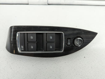 compare product 2007 Nissan Versa Driver Side View Mirror - Left Door Mirror OEM Used