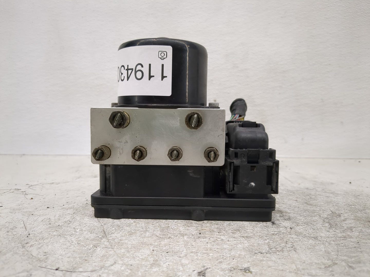 2006-2007 Nissan Xterra ABS Pump Control Module Replacement P/N:0222210205091367 06 2102-0509 Fits Fits 2006 2007 OEM Used A