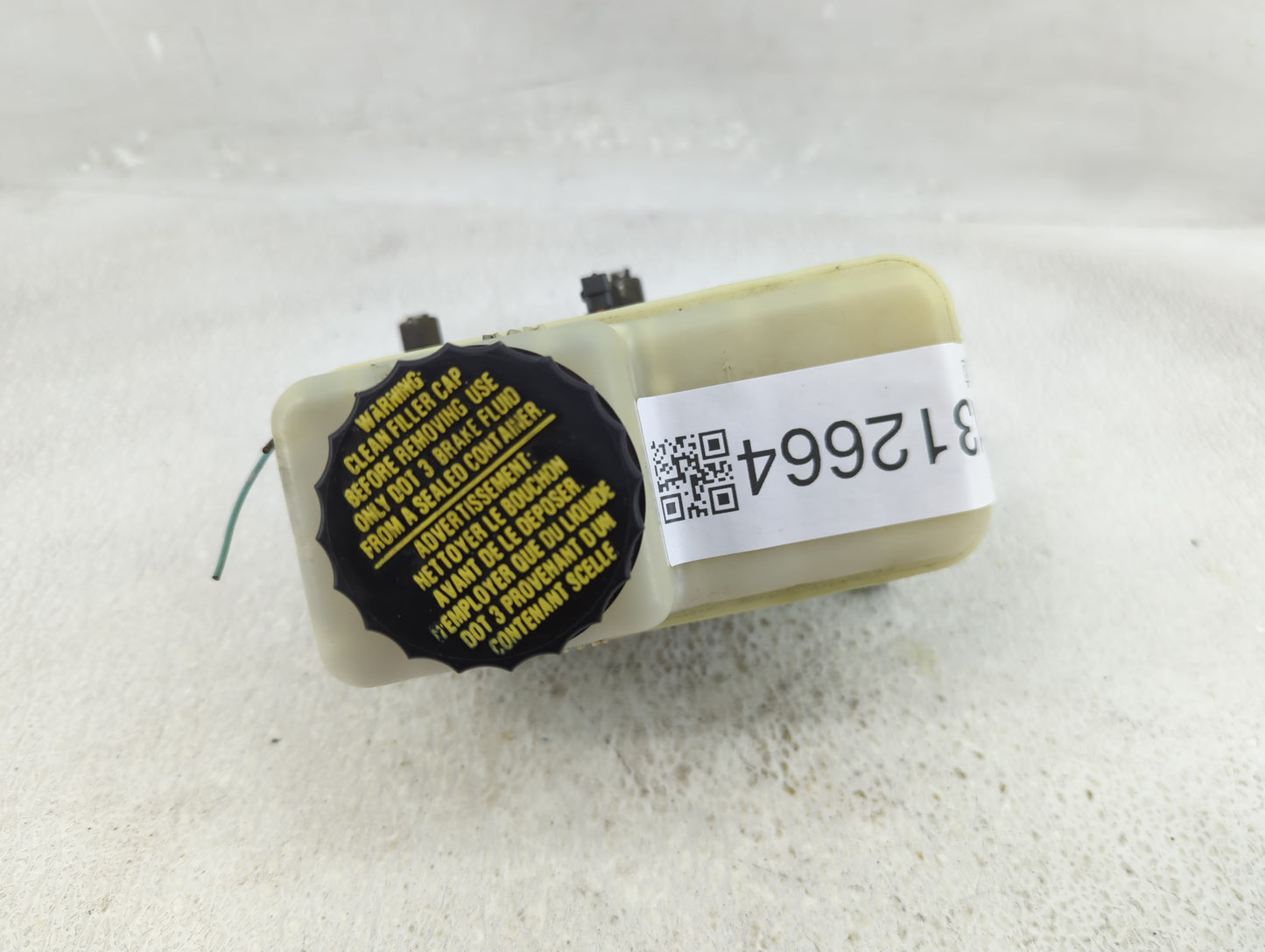 2005-2007 Nissan Xterra Brake Master Cylinder - Oemusedautoparts1.com