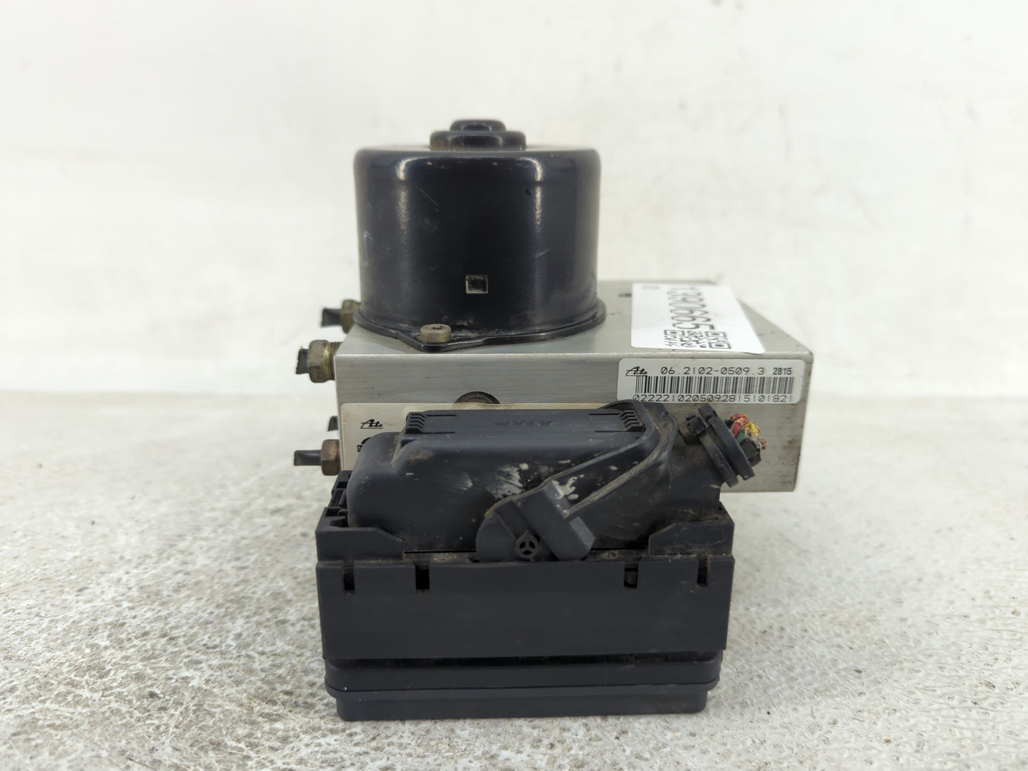 2006-2007 Nissan Xterra ABS Pump Control Module Replacement P/N:47660ZP00A Fits Fits 2006 2007 OEM Used Auto Parts - Oemused