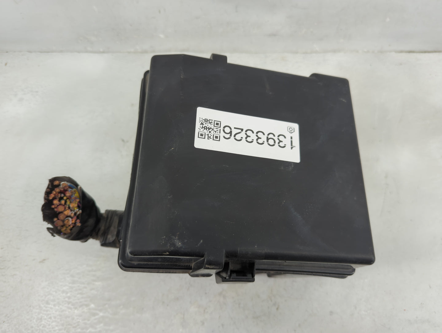 2005-2007 Nissan Xterra Fusebox Fuse Box Panel Relay Module P/N:7154-8498-30 Fits Fits 2005 2006 2007 OEM Used Auto Parts - 