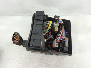 2005-2007 Nissan Xterra Fusebox Fuse Box Panel Relay Module P/N:7154-8498-30 Fits Fits 2005 2006 2007 OEM Used Auto Parts