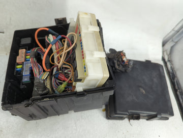 2005-2007 Nissan Xterra Fusebox Fuse Box Panel Relay Module Fits Fits 2005 2006 2007 OEM Used Auto Parts - Oemusedautoparts1