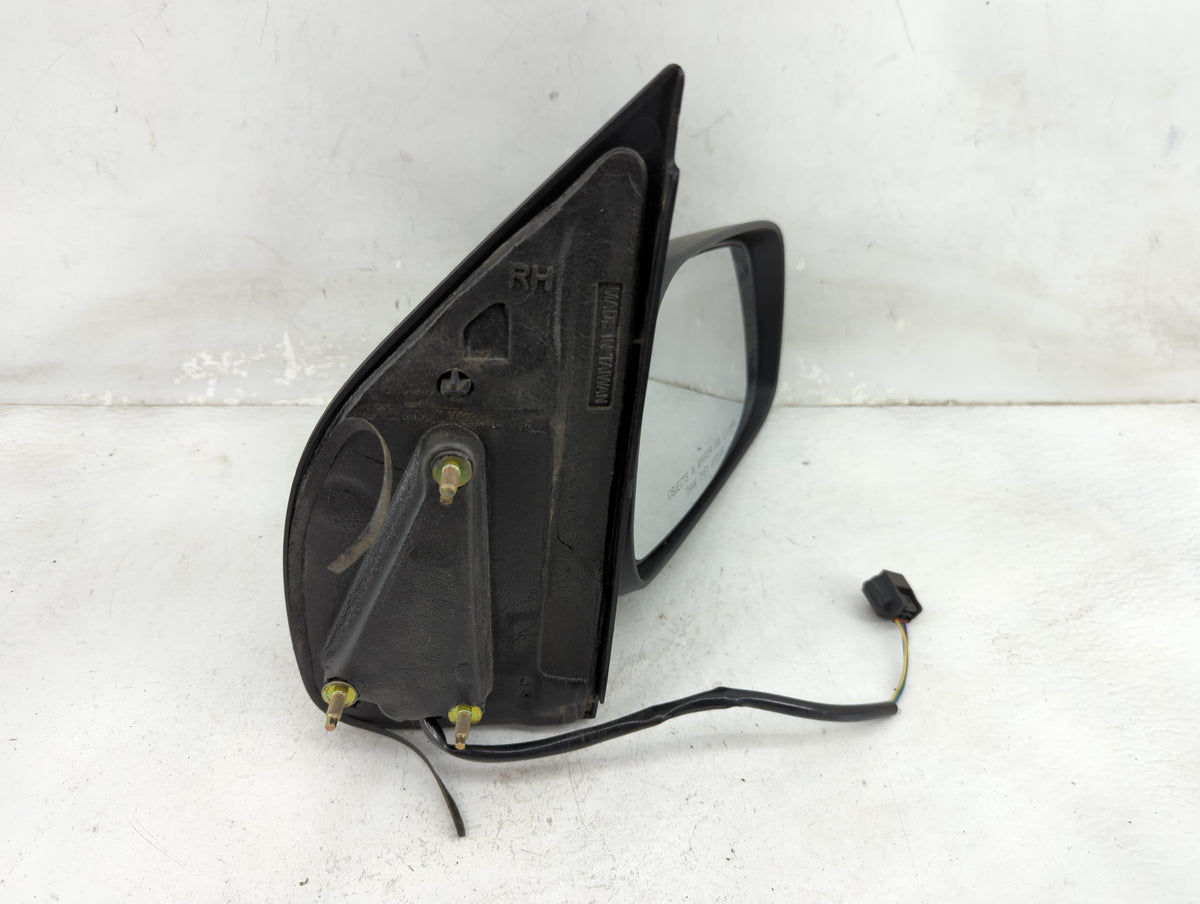 2007 Nissan Xterra Passenger Side View Mirror - Right Door Mirror OEM Used - Oemusedautoparts1.com