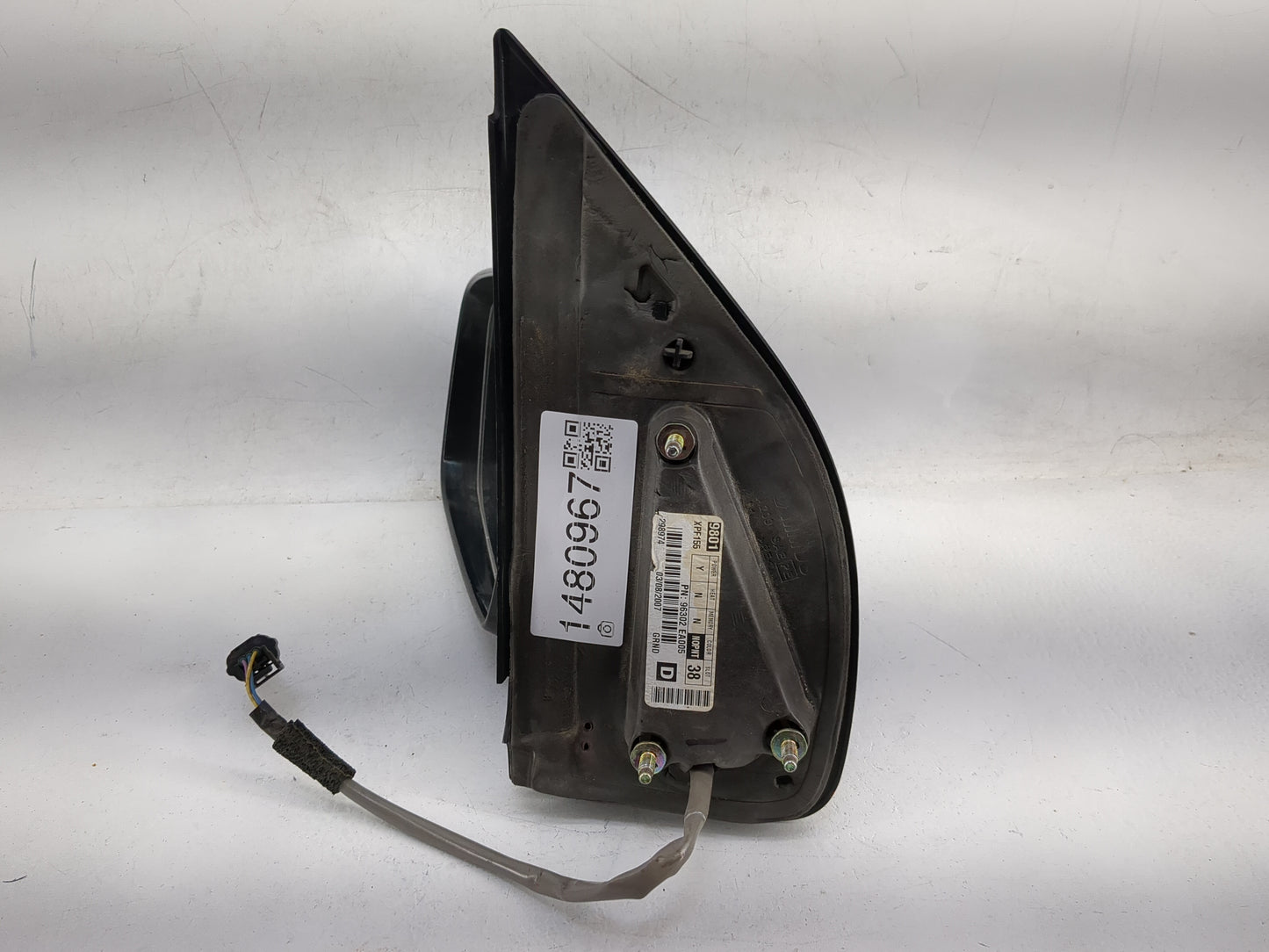 2005-2015 Nissan Xterra Driver Side View Mirror - Left Door Mirror OEM Used - Oemusedautoparts1.com