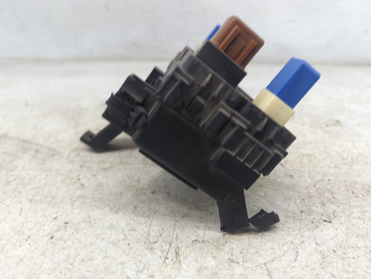 2005-2007 Nissan Xterra Fusebox Fuse Box Panel Relay Module P/N:ZP00B 24382 Fits Fits 2005 2006 2007 OEM Used Auto Parts - O