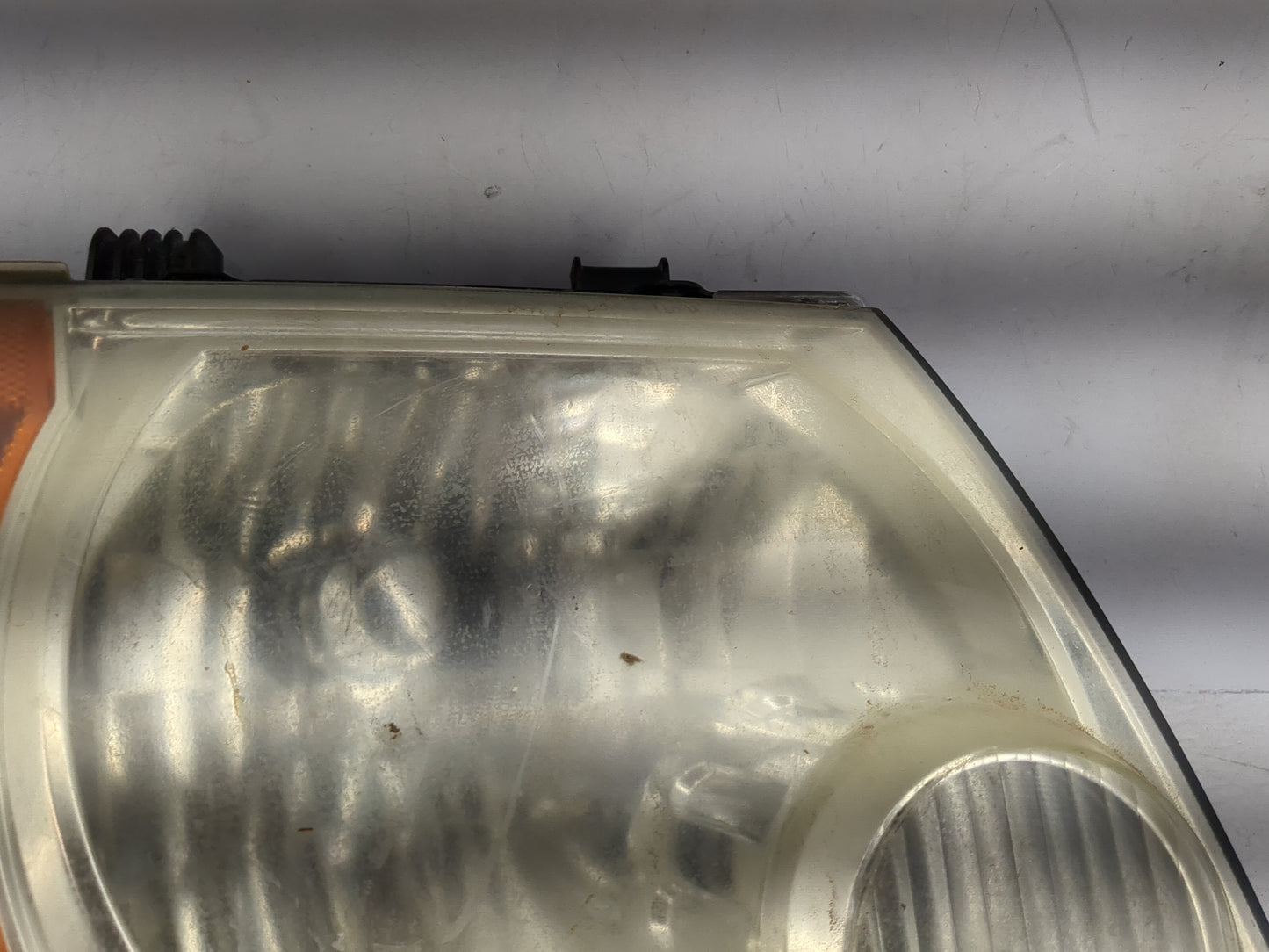 2007 Nissan Xterra Passenger Right Oem Head Light Headlight Lamp - Oemusedautoparts1.com