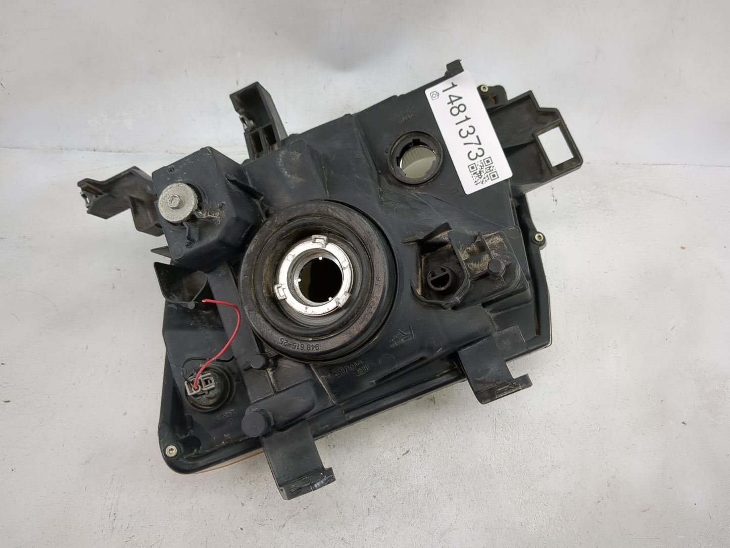 2007 Nissan Xterra Passenger Right Oem Head Light Headlight Lamp - Oemusedautoparts1.com