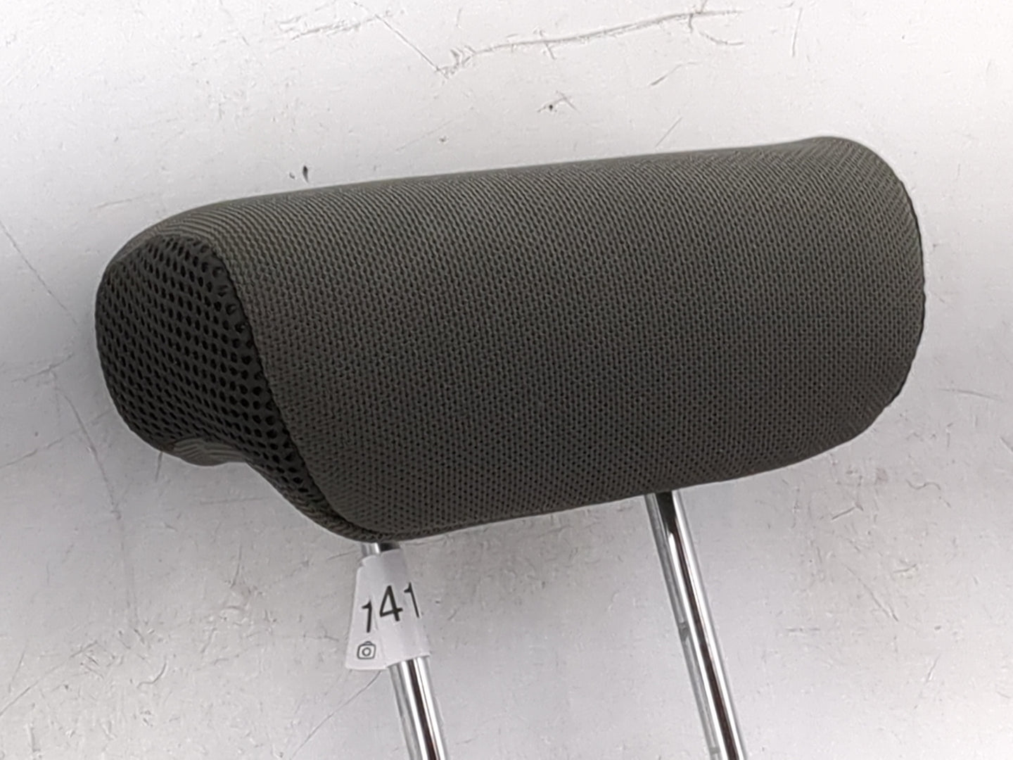 2007 Nissan Xterra Headrest Head Rest Rear Seat Fits OEM Used Auto Parts - Oemusedautoparts1.com