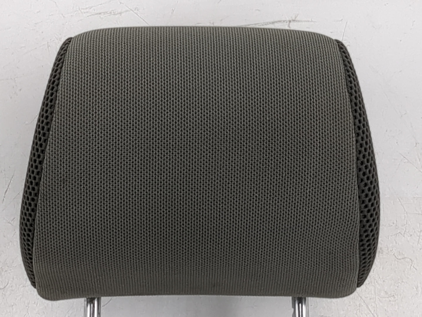 2007 Nissan Xterra Headrest Head Rest Front Driver Seat Dark Charcoal - Oemusedautoparts1.com