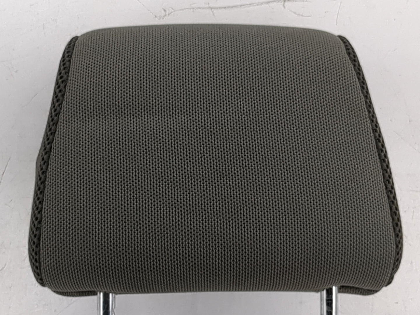 2007 Nissan Xterra Headrest Head Rest Front Driver Seat Dark Charcoal - Oemusedautoparts1.com