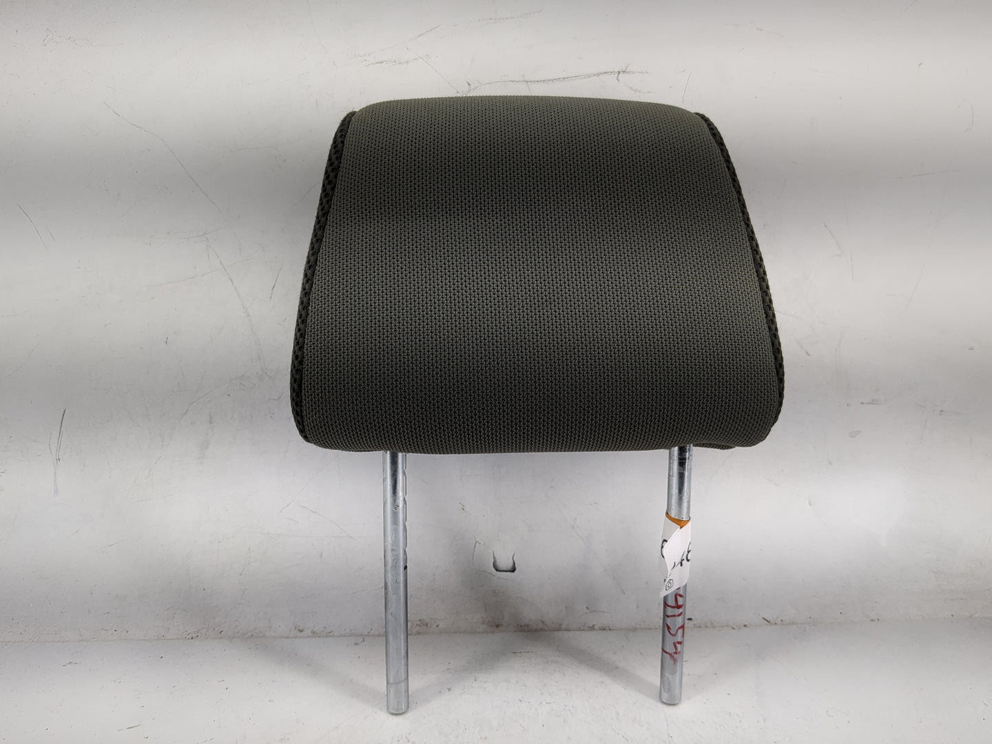 2007 Nissan Xterra Headrest Head Rest Front Driver Seat Dark Charcoal - Oemusedautoparts1.com