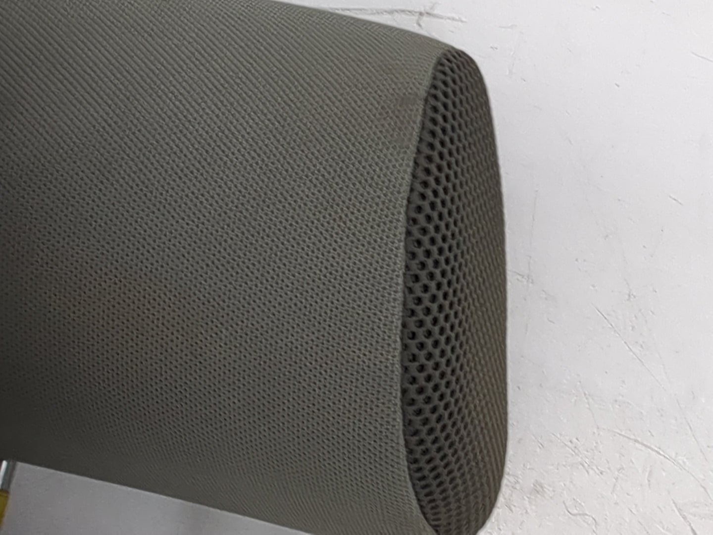 2007 Nissan Xterra Headrest Head Rest Front Driver Seat Gray - Oemusedautoparts1.com