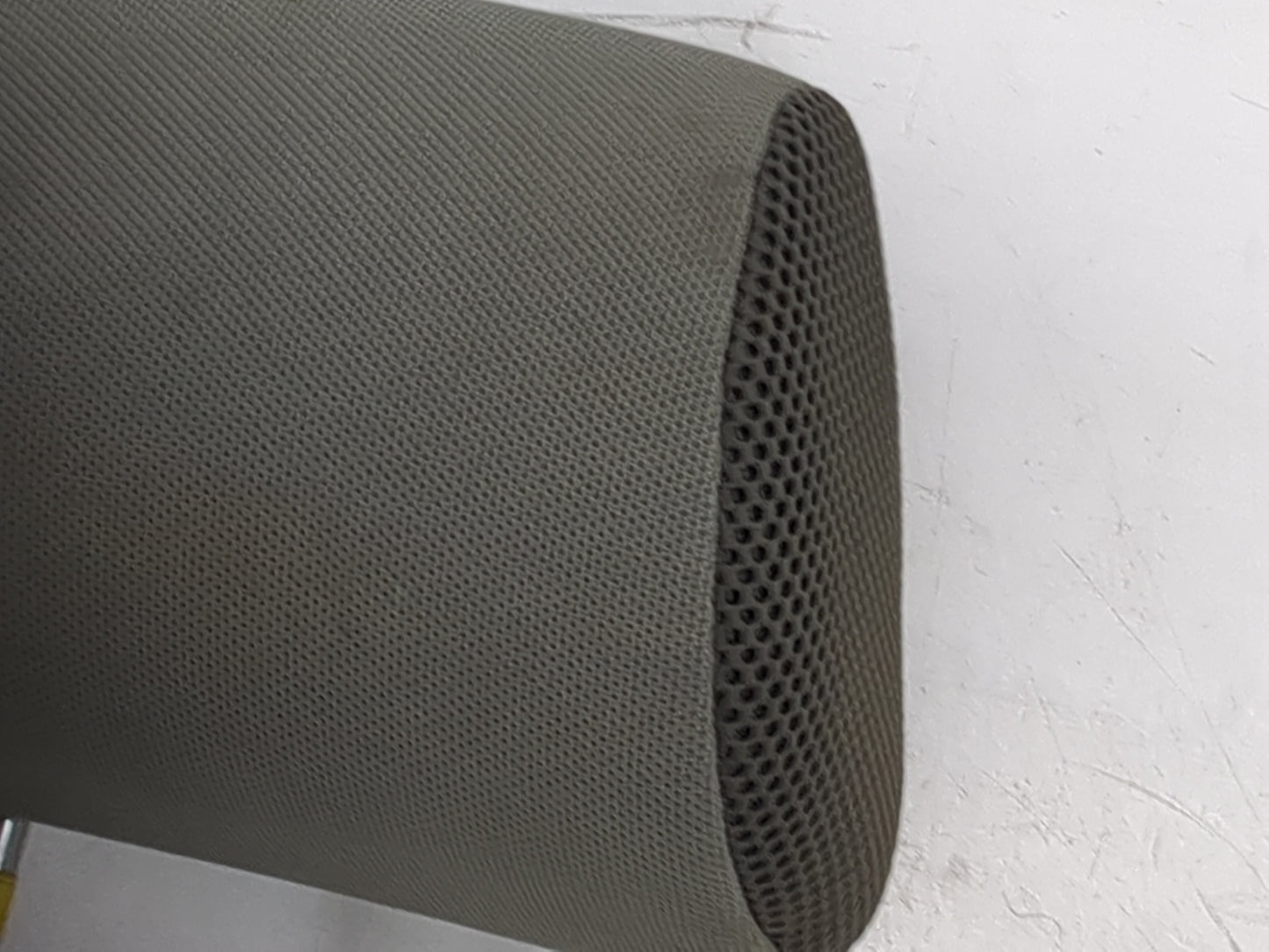 2007 Nissan Xterra Headrest Head Rest Front Driver Seat Gray - Oemusedautoparts1.com