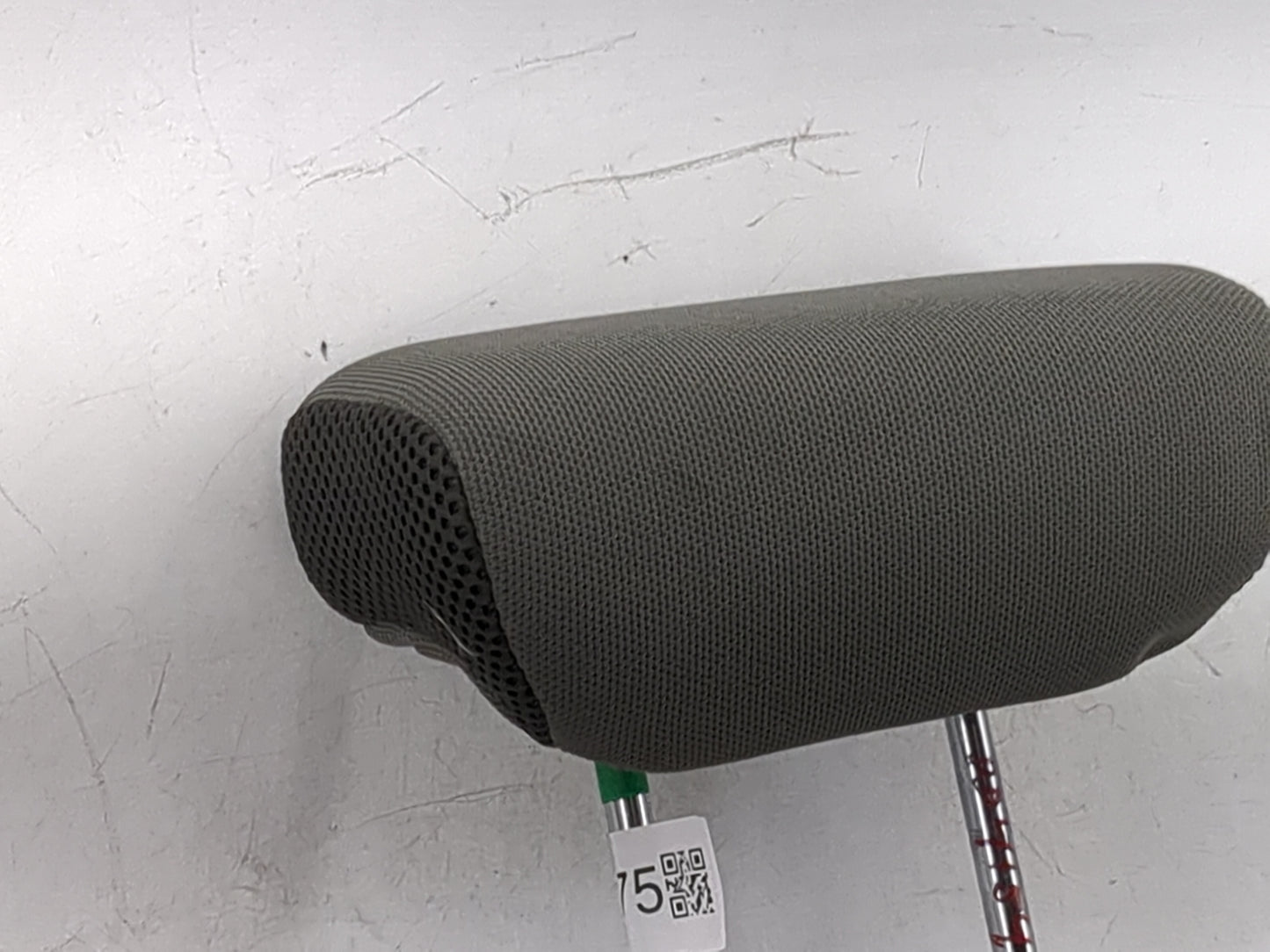 2007 Nissan Xterra Headrest Head Rest Front Driver Passenger Seat Fits OEM Used Auto Parts - Oemusedautoparts1.com