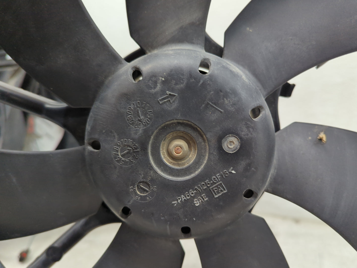 2007-2015 Nissan Xterra Electric Radiator Cooling Fan Motor Assembly Fits OEM Used Auto Parts - Oemusedautoparts1.com