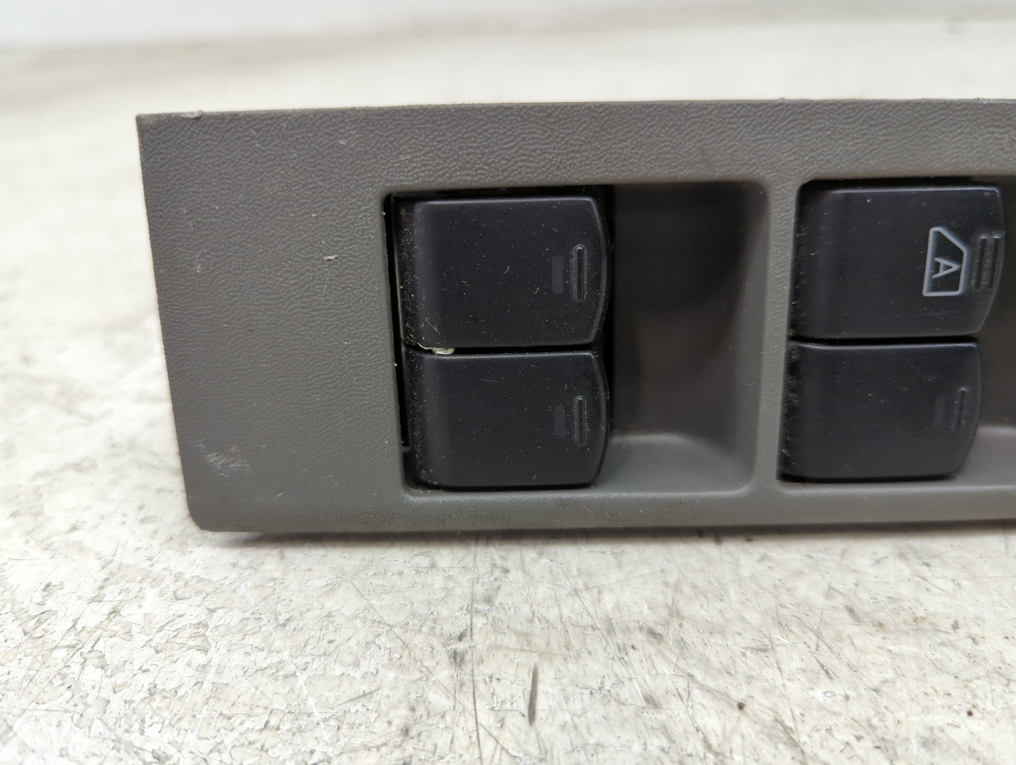 2007-2015 Nissan Xterra Master Power Window Switch Replacement Driver Side Left P/N:25401 ZP70A 2600 Fits OEM Used Auto Part