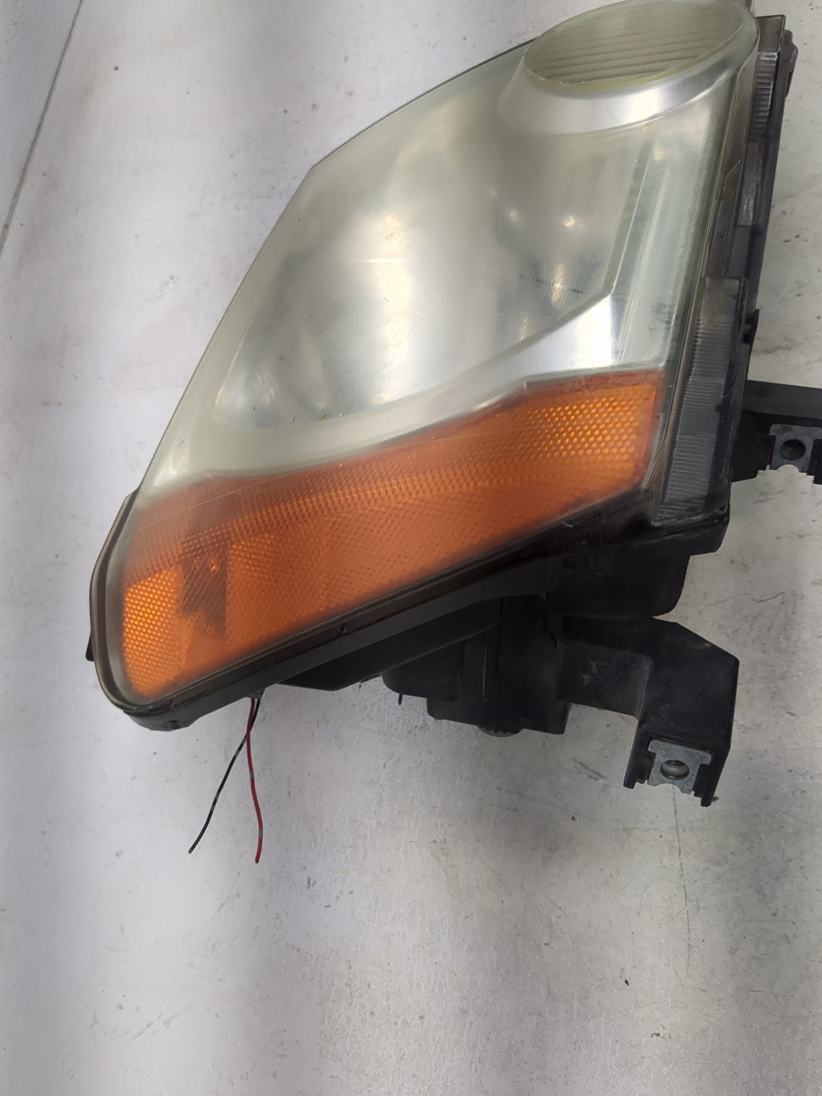 2005-2015 Nissan Xterra Passenger Right Oem Head Light Headlight Lamp - Oemusedautoparts1.com
