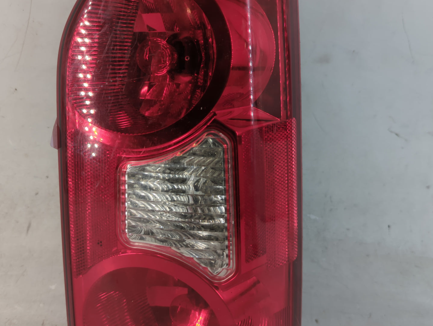 2005-2015 Nissan Xterra Tail Light Assembly Passenger Right OEM Fits Fits 2005 2006 2007 2008 2009 2010 2011 2012 2013 2014 