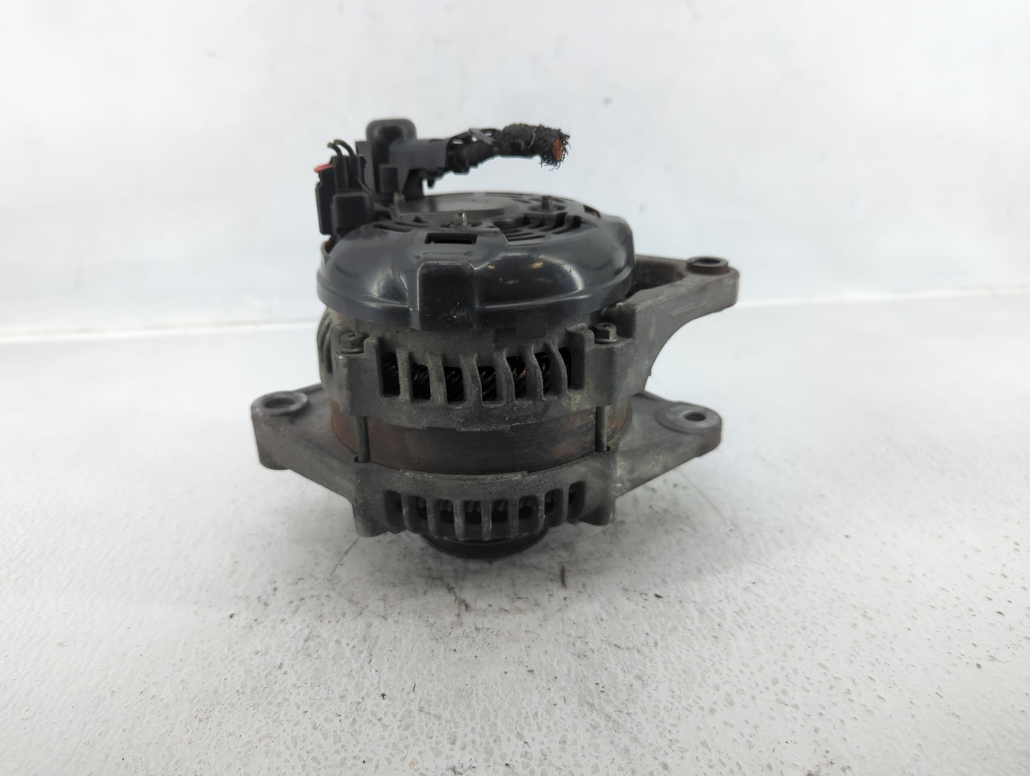 2007 Plymouth Pt-50 Alternator Replacement Generator Charging Assembly Engine OEM P/N:05034 702AA Fits OEM Used Auto Parts -