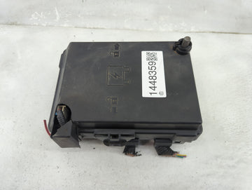2007 Pontiac G5 Fusebox Fuse Box Panel Relay Module P/N:6351-1645 Fits OEM Used Auto Parts - Oemusedautoparts1.com