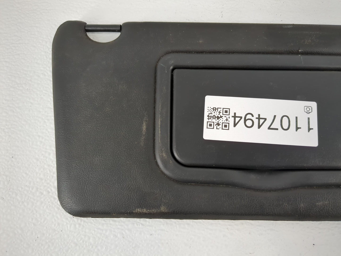 2005-2010 Pontiac G6 Sun Visor Shade Replacement Passenger Right Mirror Fits Fits 2005 2006 2007 2008 2009 2010 OEM Used Aut