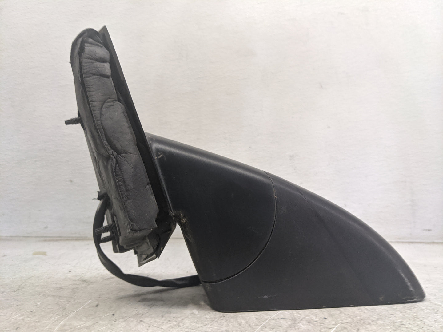 2005-2009 Pontiac G6 Driver Side View Mirror - Left Door Mirror OEM Used - Oemusedautoparts1.com