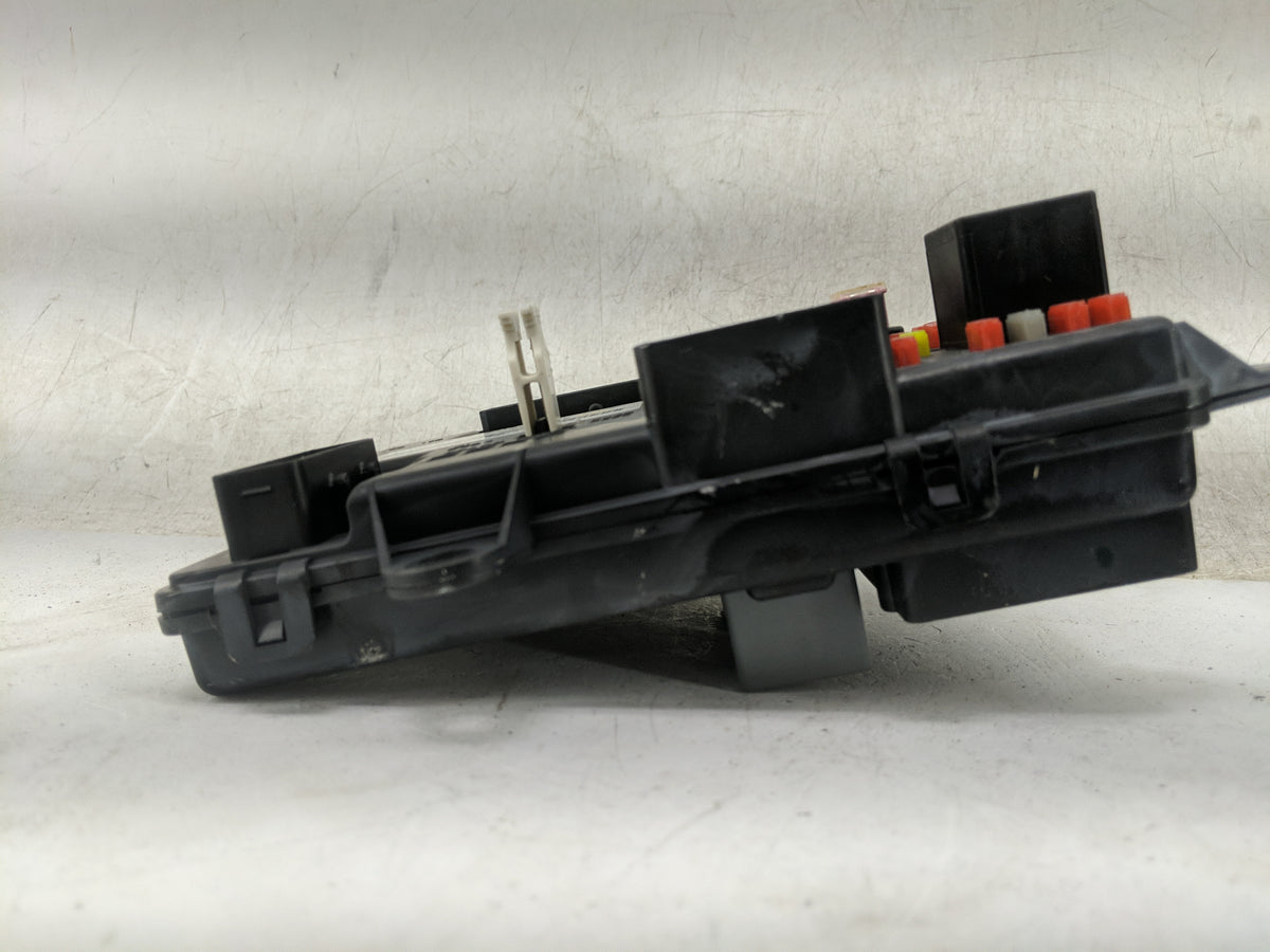 2007-2007 Pontiac G6 Body Control Module Bcm Inner Cabin Fuse Box 1138105 - Oemusedautoparts1.com
