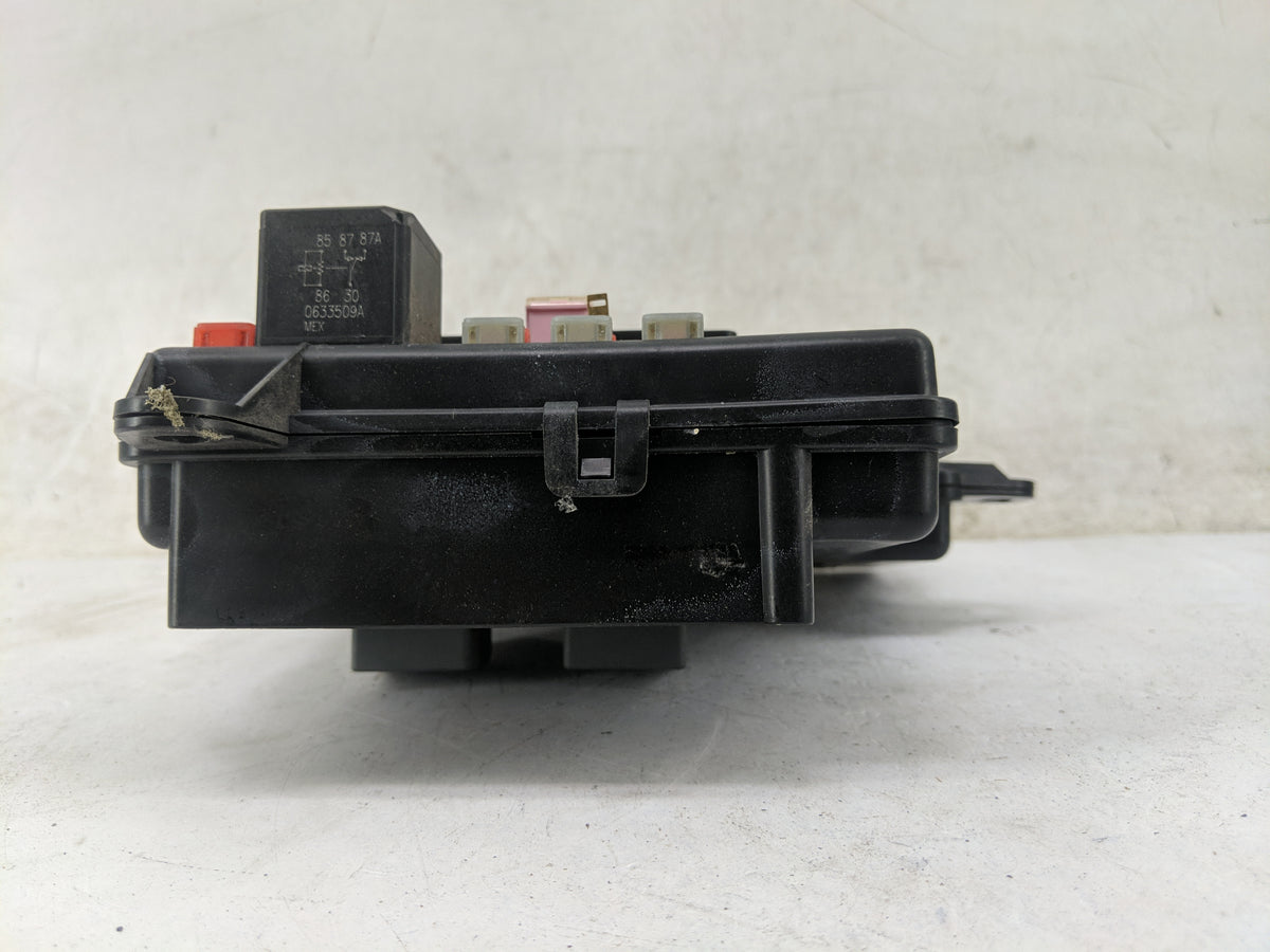 2007-2007 Pontiac G6 Body Control Module Bcm Inner Cabin Fuse Box 1138105 - Oemusedautoparts1.com