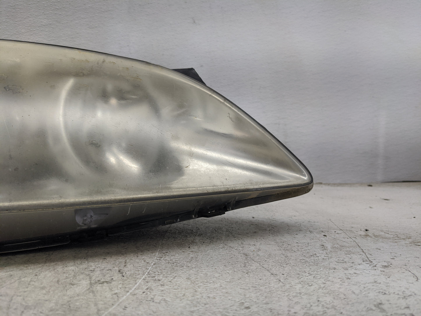 2005-2009 Pontiac G6 Passenger Right Oem Head Light Headlight Lamp 1138171 - Oemusedautoparts1.com