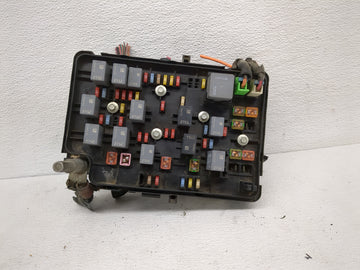 2007 Pontiac G6 Fusebox Fuse Box Panel Relay Module Fits OEM Used Auto Parts