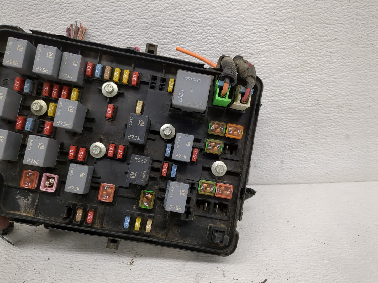 2007 Pontiac G6 Fusebox Fuse Box Panel Relay Module Fits OEM Used Auto Parts - Oemusedautoparts1.com
