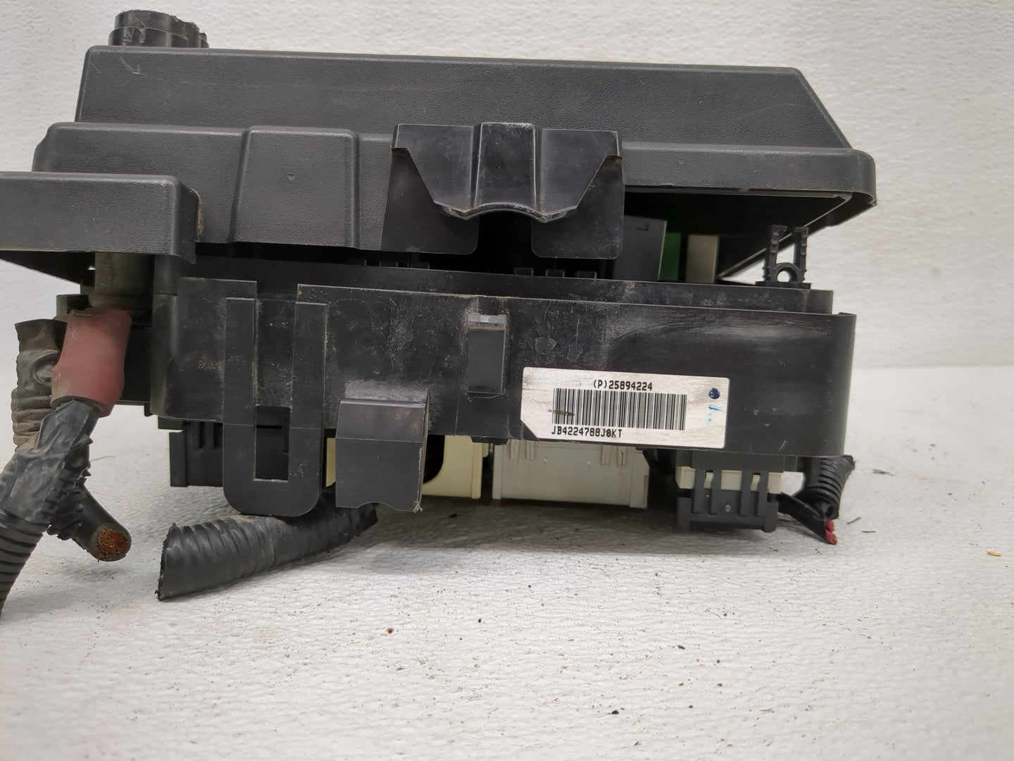 2007 Pontiac G6 Fusebox Fuse Box Panel Relay Module Fits OEM Used Auto Parts - Oemusedautoparts1.com