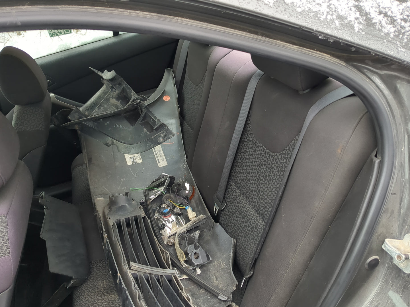 2007 Pontiac G6 Rear Seat Oem - Oemusedautoparts1.com