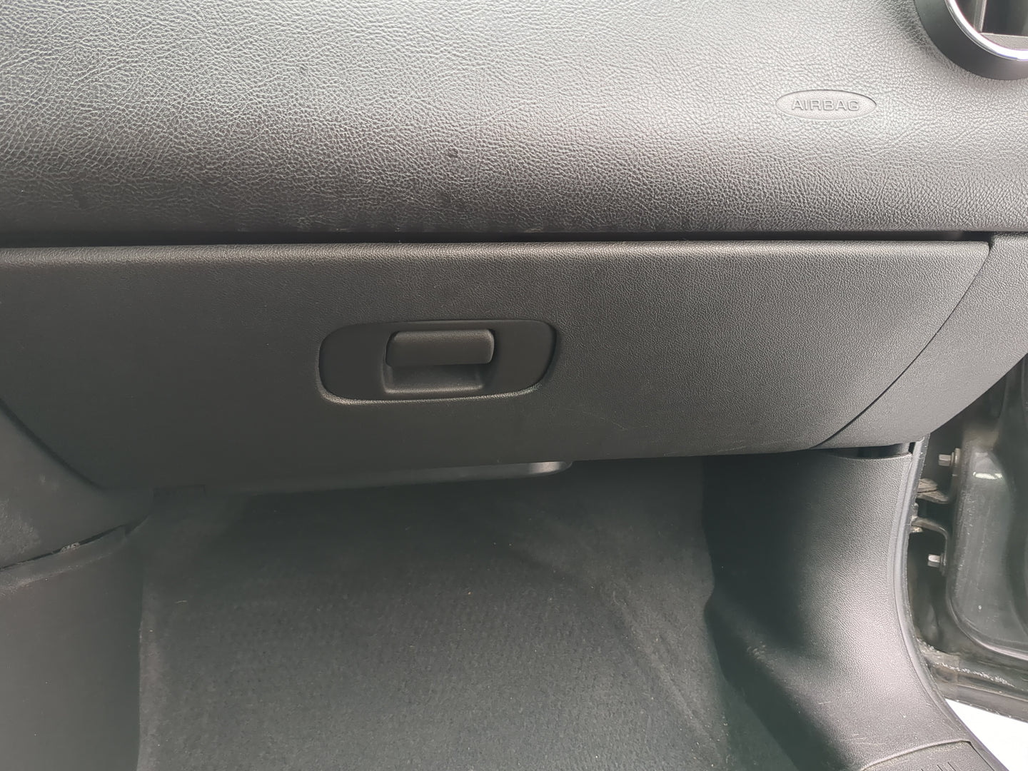 2007 Pontiac G6 Passenger Glove Box Door Storage Compartment - Oemusedautoparts1.com