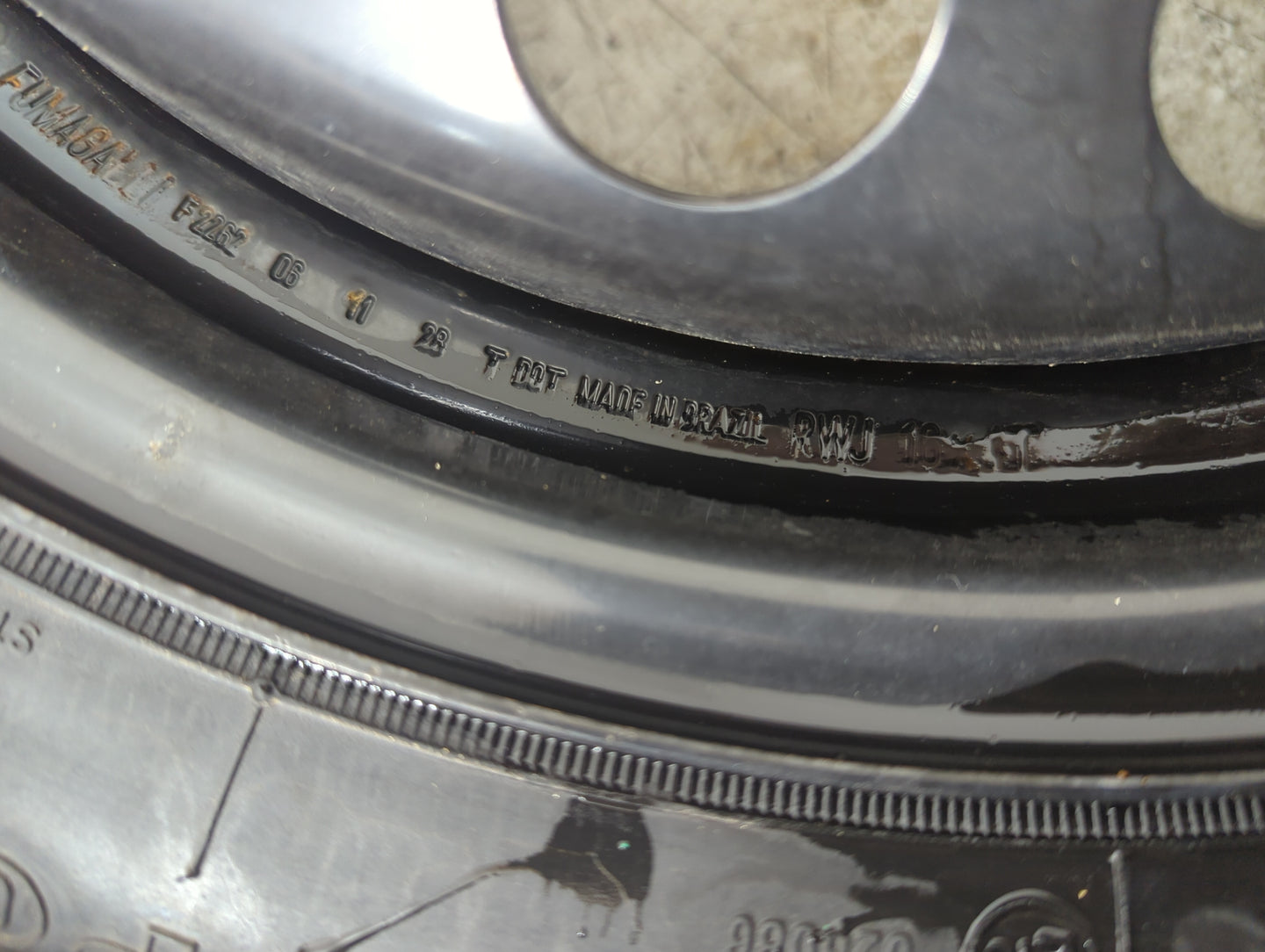 2005-2010 Pontiac G6 Spare Donut Tire Wheel Rim Oem 1282259 - Oemusedautoparts1.com