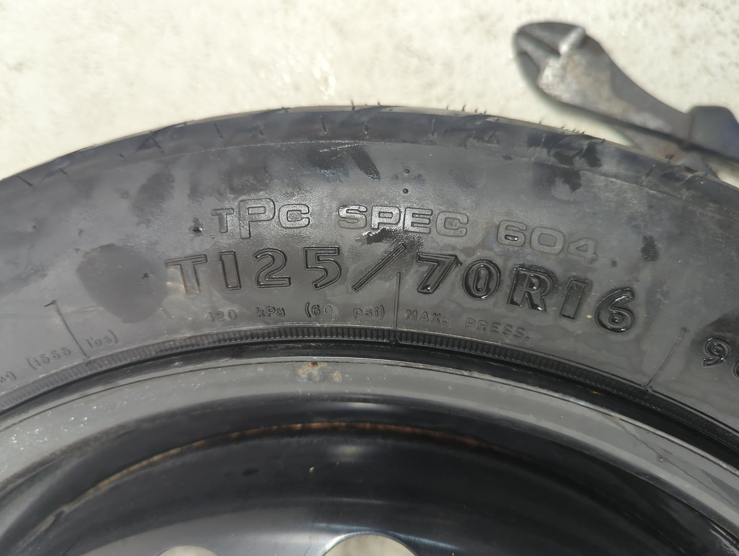 2005-2010 Pontiac G6 Spare Donut Tire Wheel Rim Oem 1282259 - Oemusedautoparts1.com