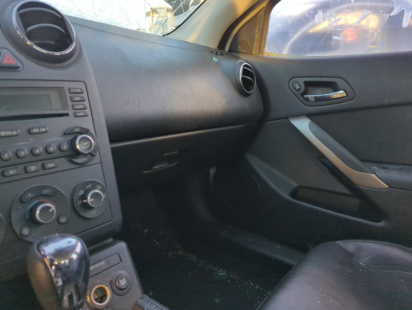 2007 Pontiac G6 Passenger Glove Box Door Storage Compartment - Oemusedautoparts1.com