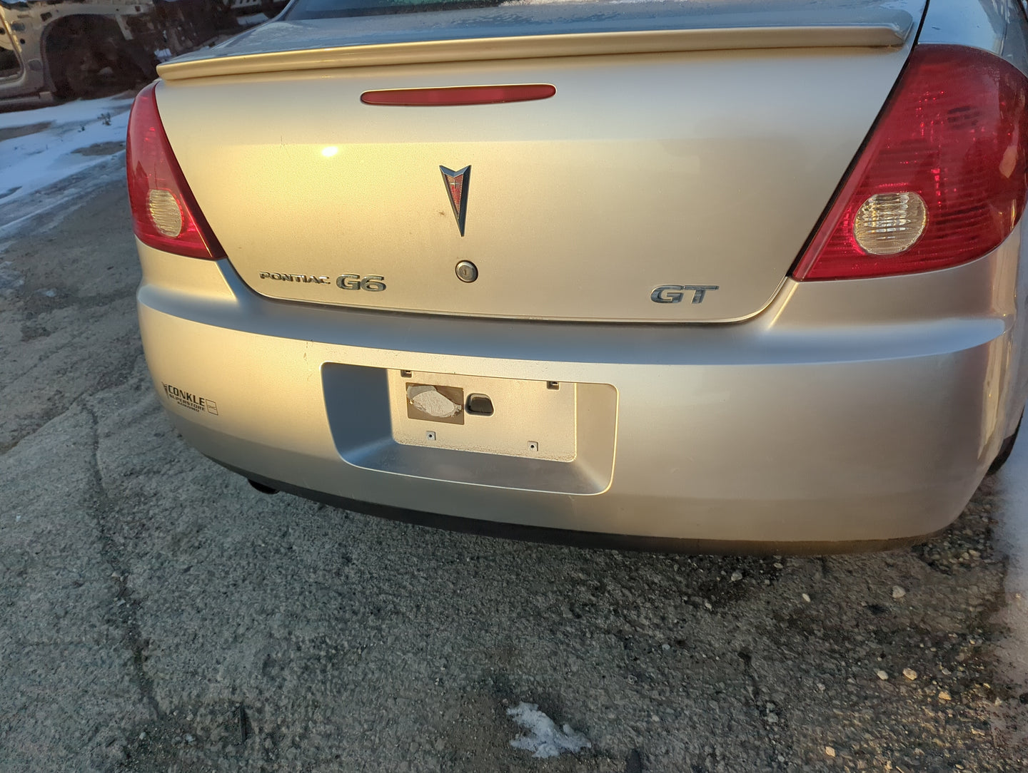2006-2007 Pontiac G6 Rear Bumper Assembly Oem - Oemusedautoparts1.com