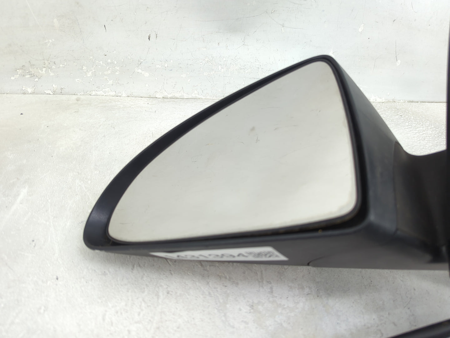 2005-2009 Pontiac G6 Driver Side View Mirror - Left Door Mirror OEM Used - Oemusedautoparts1.com