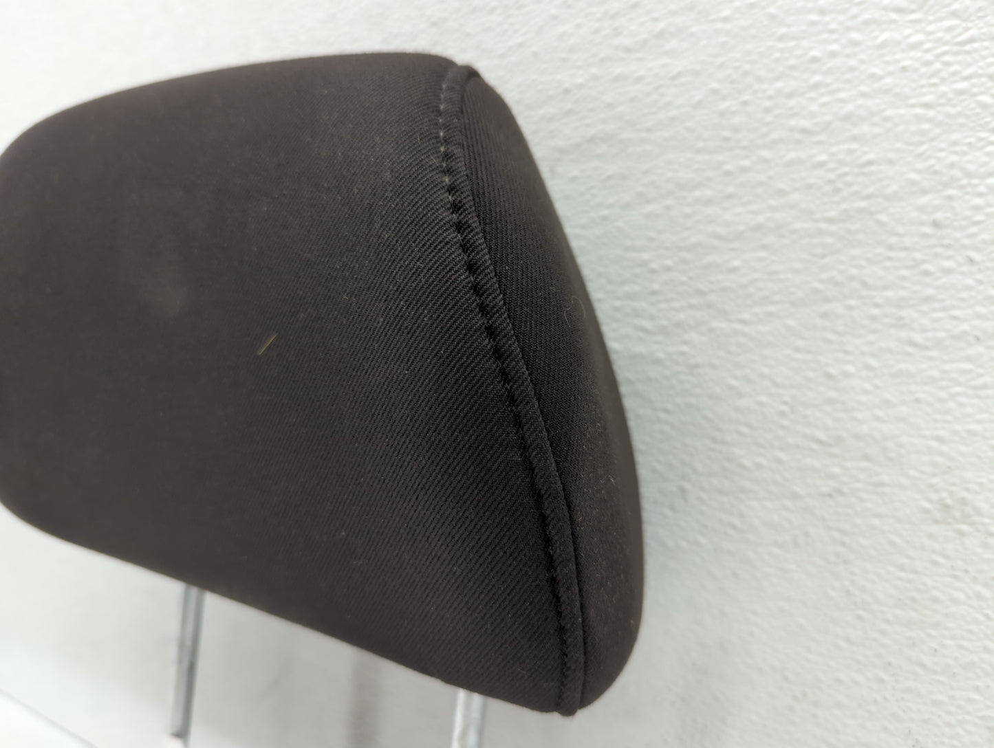 2007-2009 Pontiac G6 Headrest Head Rest Front Driver Passenger Seat Fits Fits 2007 2008 2009 OEM Used Auto Parts - Oemusedau